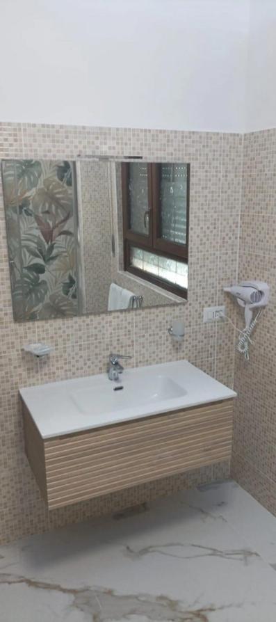 Dual Suites - 4 Posti Letto - Fiumicino Aeroporto E Fiera - Self Check-In Exterior photo