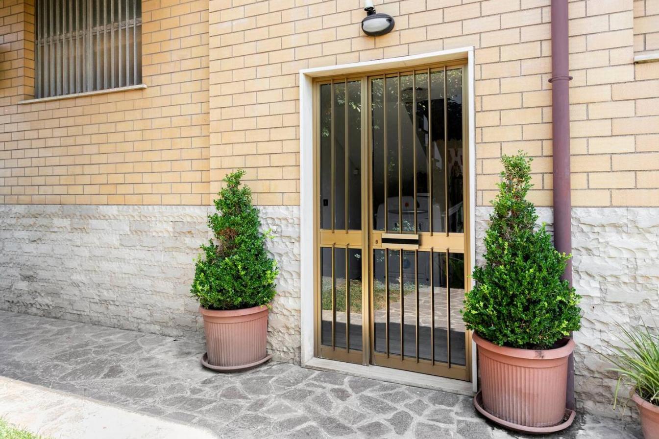 Dual Suites - 4 Posti Letto - Fiumicino Aeroporto E Fiera - Self Check-In Exterior photo